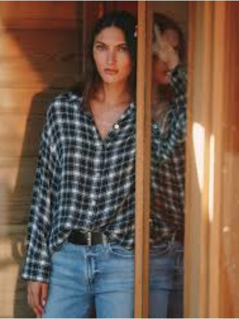 BELLA DAHL Boyfriend Button Down Plaid Shirt Black Gray Charcoal - Picture 2 of 5